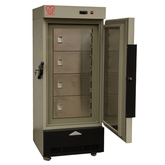 超低温冰箱-45度立式冷冻箱，低温冰箱的照片